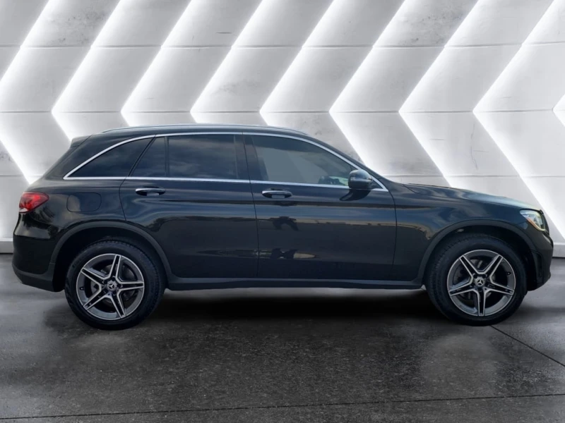 Mercedes-Benz GLC 300 2022 * CARFAX * БЕЗ ПЪРВОНАЧАЛНА ВНОСКА, снимка 5 - Автомобили и джипове - 52667586