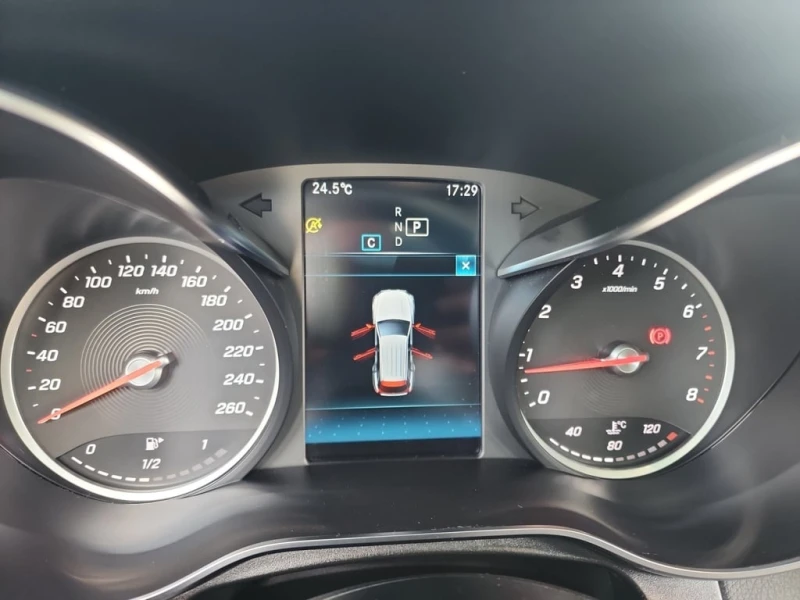 Mercedes-Benz GLC 300 2022 * CARFAX * БЕЗ ПЪРВОНАЧАЛНА ВНОСКА, снимка 11 - Автомобили и джипове - 52667586