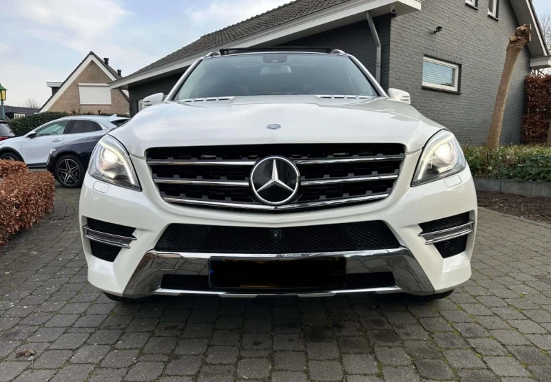 Mercedes-Benz ML 350 AMG/PANO/360/ГЕРМАНИЯ/FULL, снимка 5 - Автомобили и джипове - 52976037