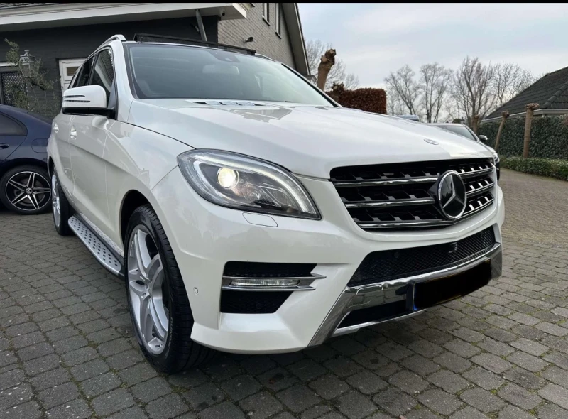 Mercedes-Benz ML 350 AMG/PANO/360/ГЕРМАНИЯ/FULL, снимка 2 - Автомобили и джипове - 52976037