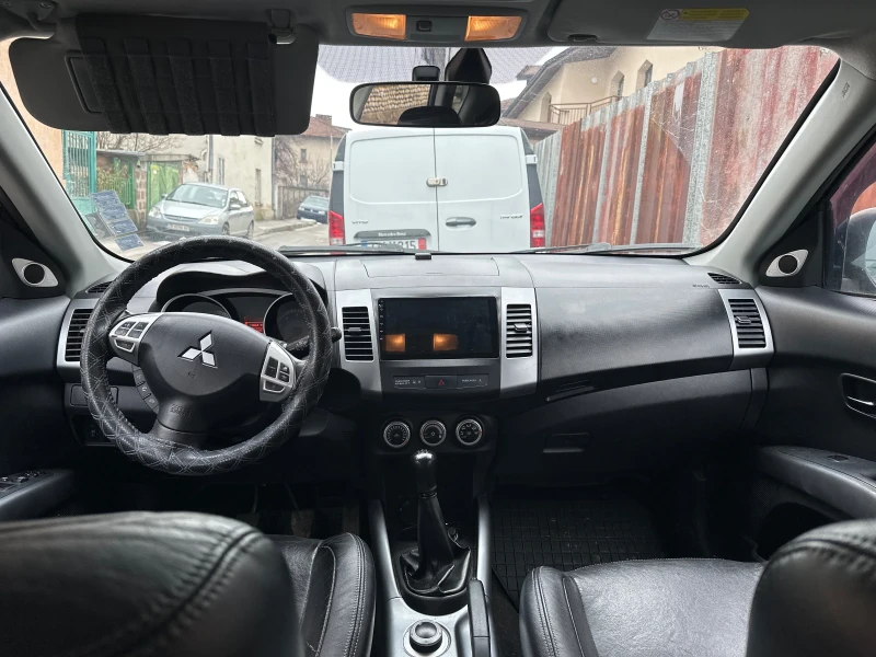 Mitsubishi Outlander 2.4 4wd, снимка 8 - Автомобили и джипове - 53382044