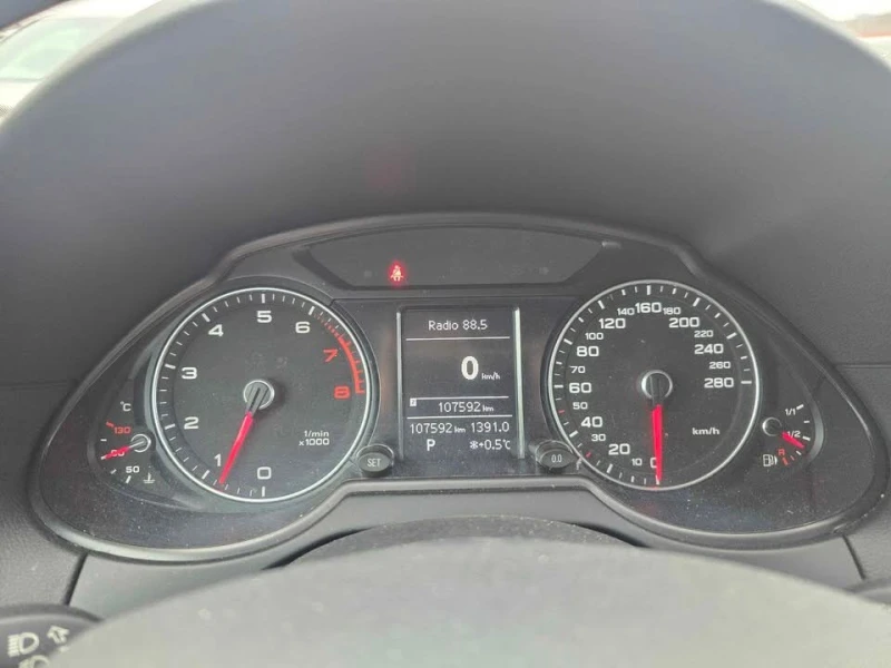 Audi Q5 2.0T* quattro* Komfort* Автокредит* (Цена до БГ), снимка 13 - Автомобили и джипове - 53407328