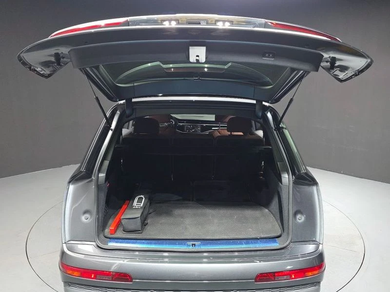 Audi Q7 3.0 DHX Automatic, снимка 16 - Автомобили и джипове - 55462901