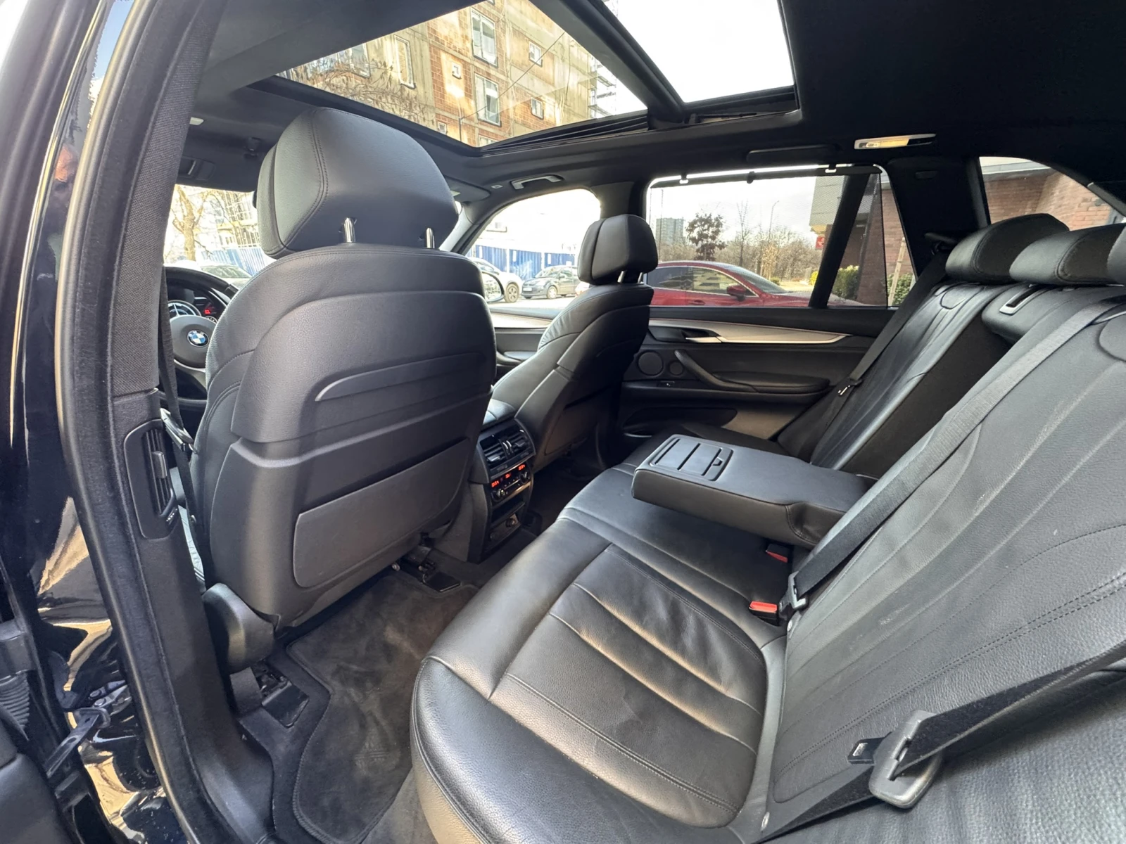 BMW X5 3.5i Xdrive M-Pack - изображение 7