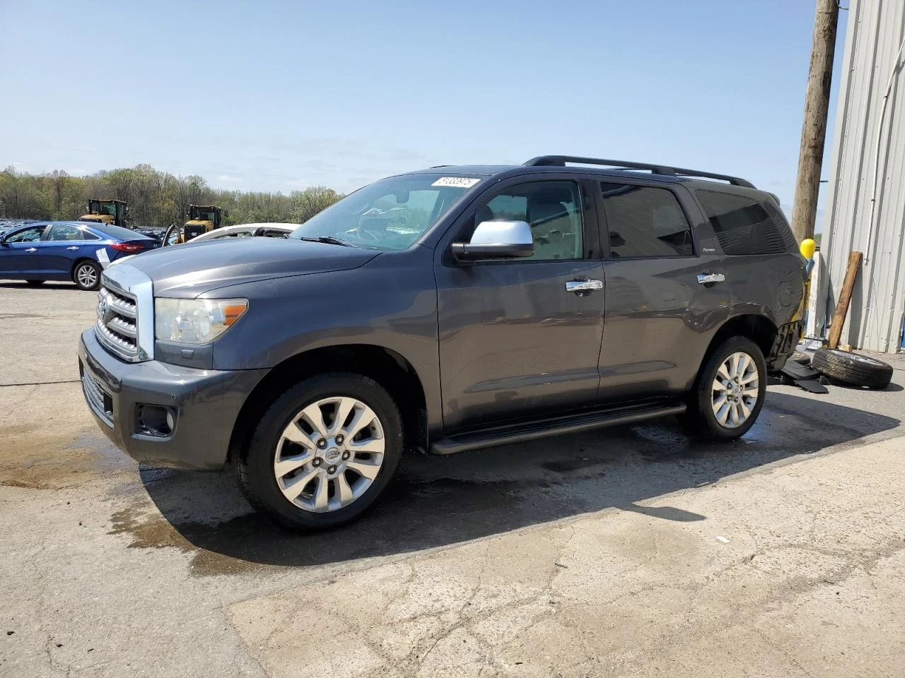 Toyota Sequoia  - изображение 2