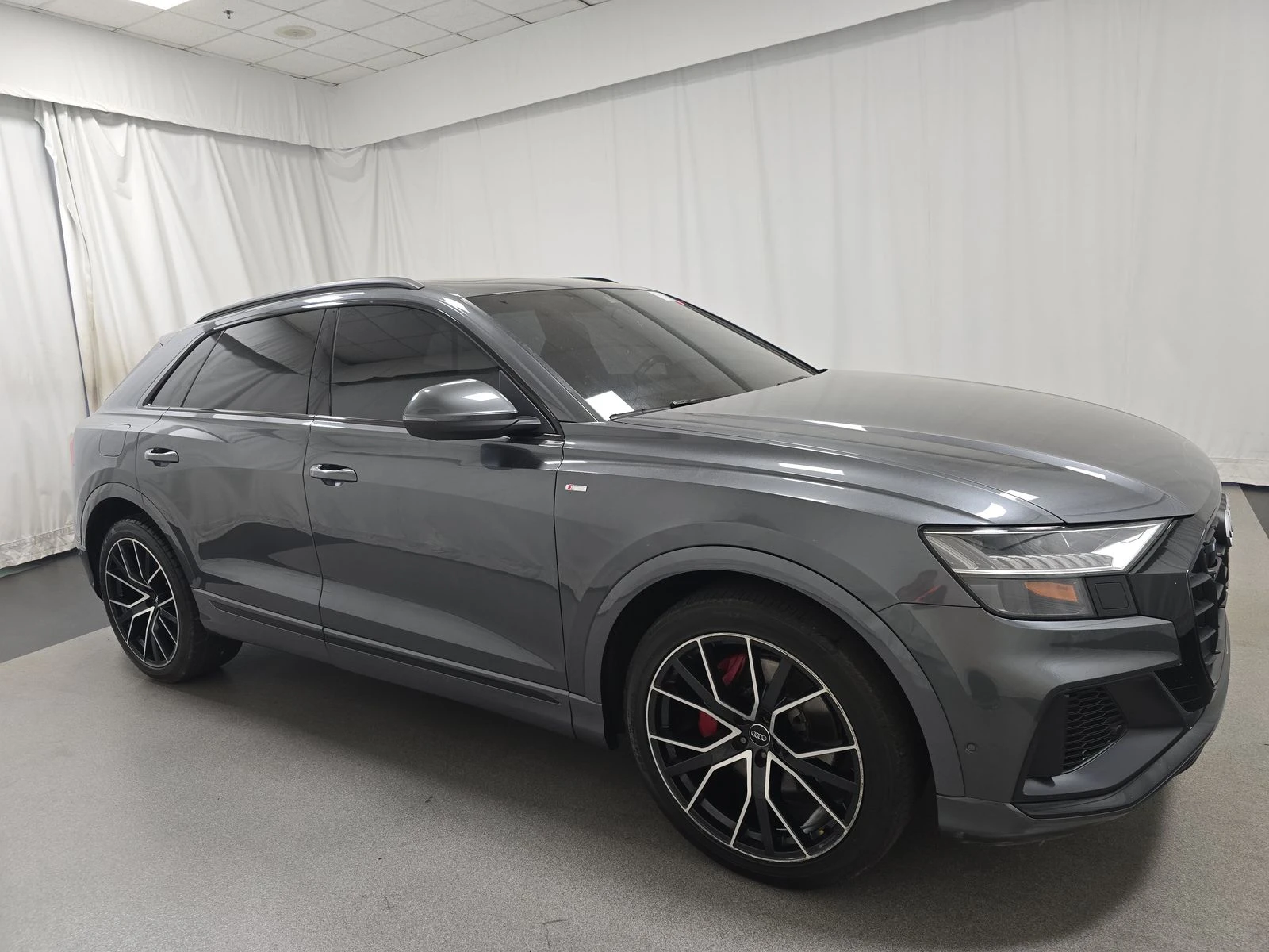 Audi Q8 PRESTIGE S-Line* Въздух* Масаж* 360* Matrix*  - изображение 6