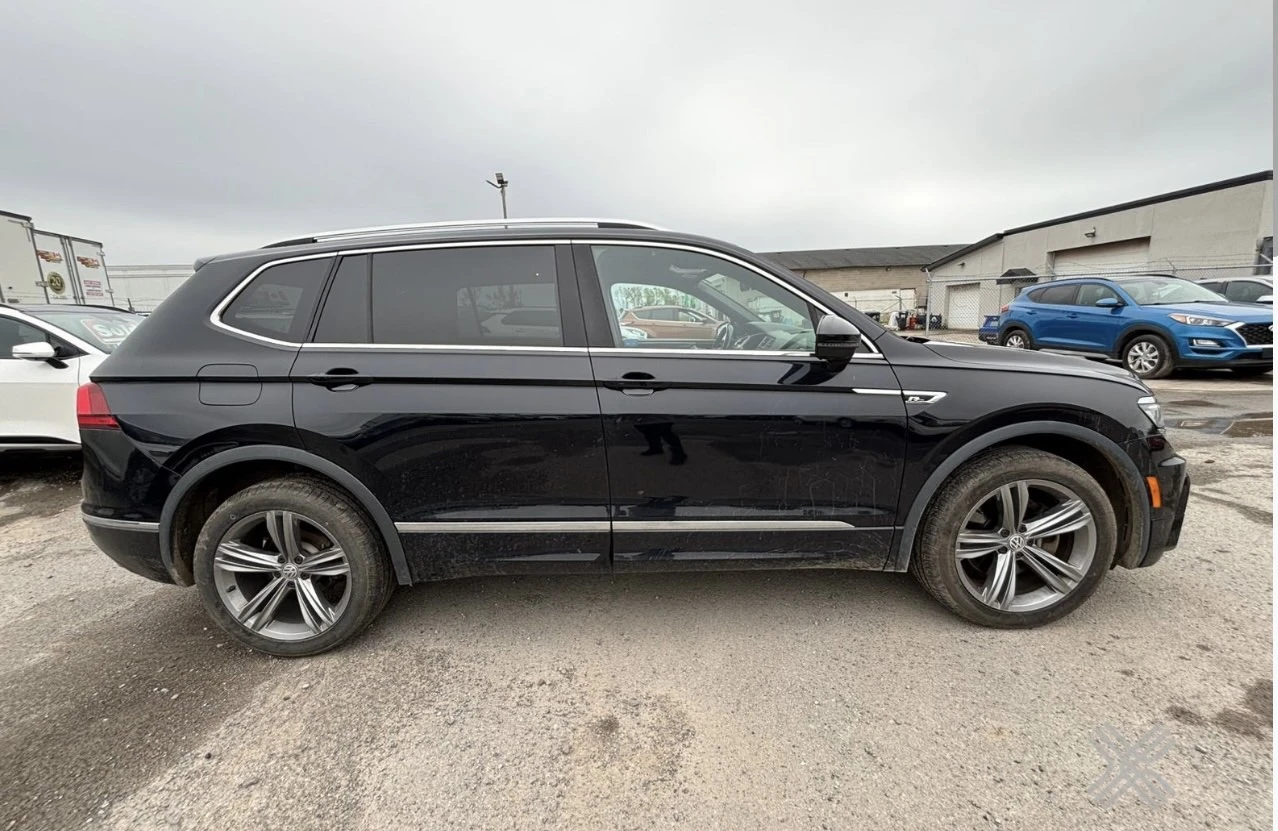 VW Tiguan Очакван внос ! R-Line 4Motion, снимка 5 - Автомобили и джипове - 54747418