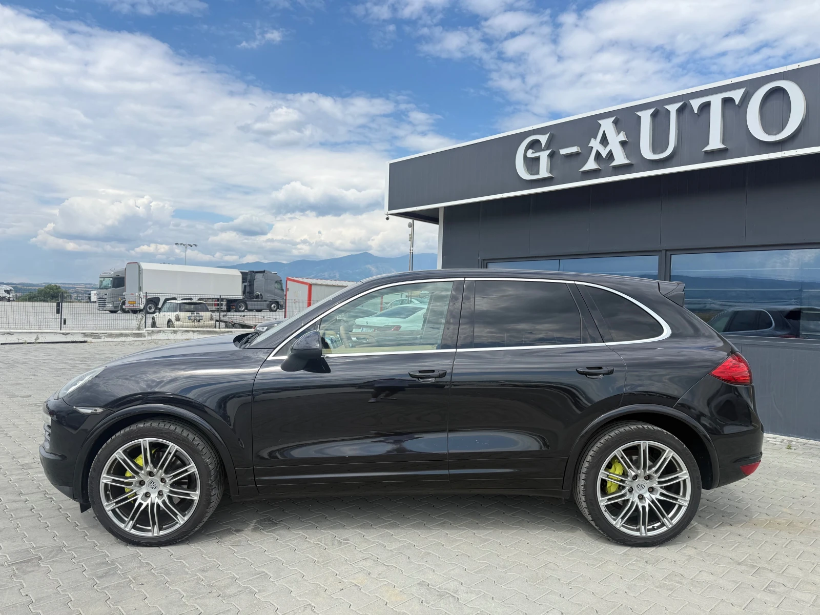 Porsche Cayenne 3.0TDI Собствен лизинг !!!, снимка 8 - Автомобили и джипове - 55228521