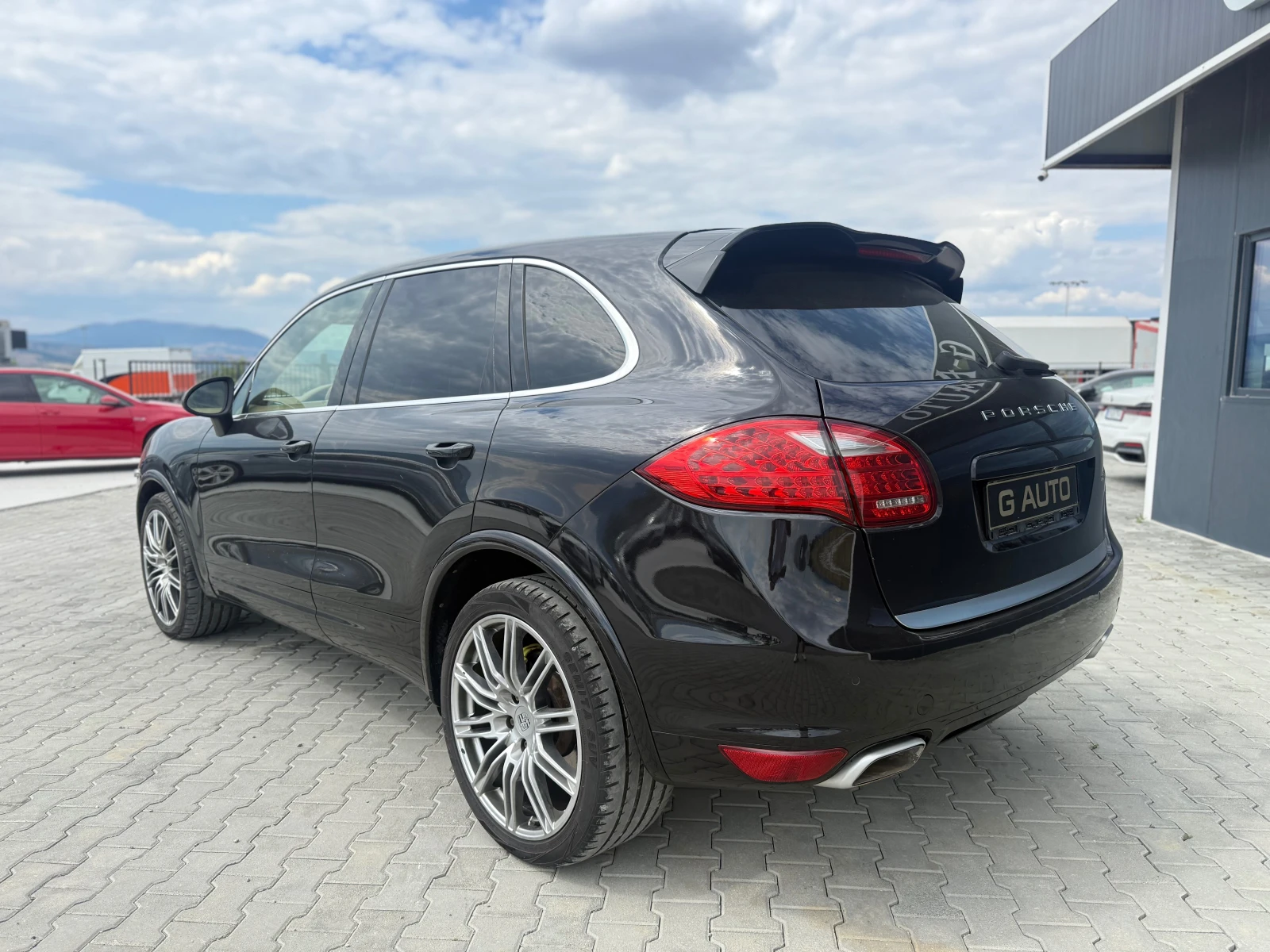 Porsche Cayenne 3.0TDI Собствен лизинг !!!, снимка 7 - Автомобили и джипове - 55228521
