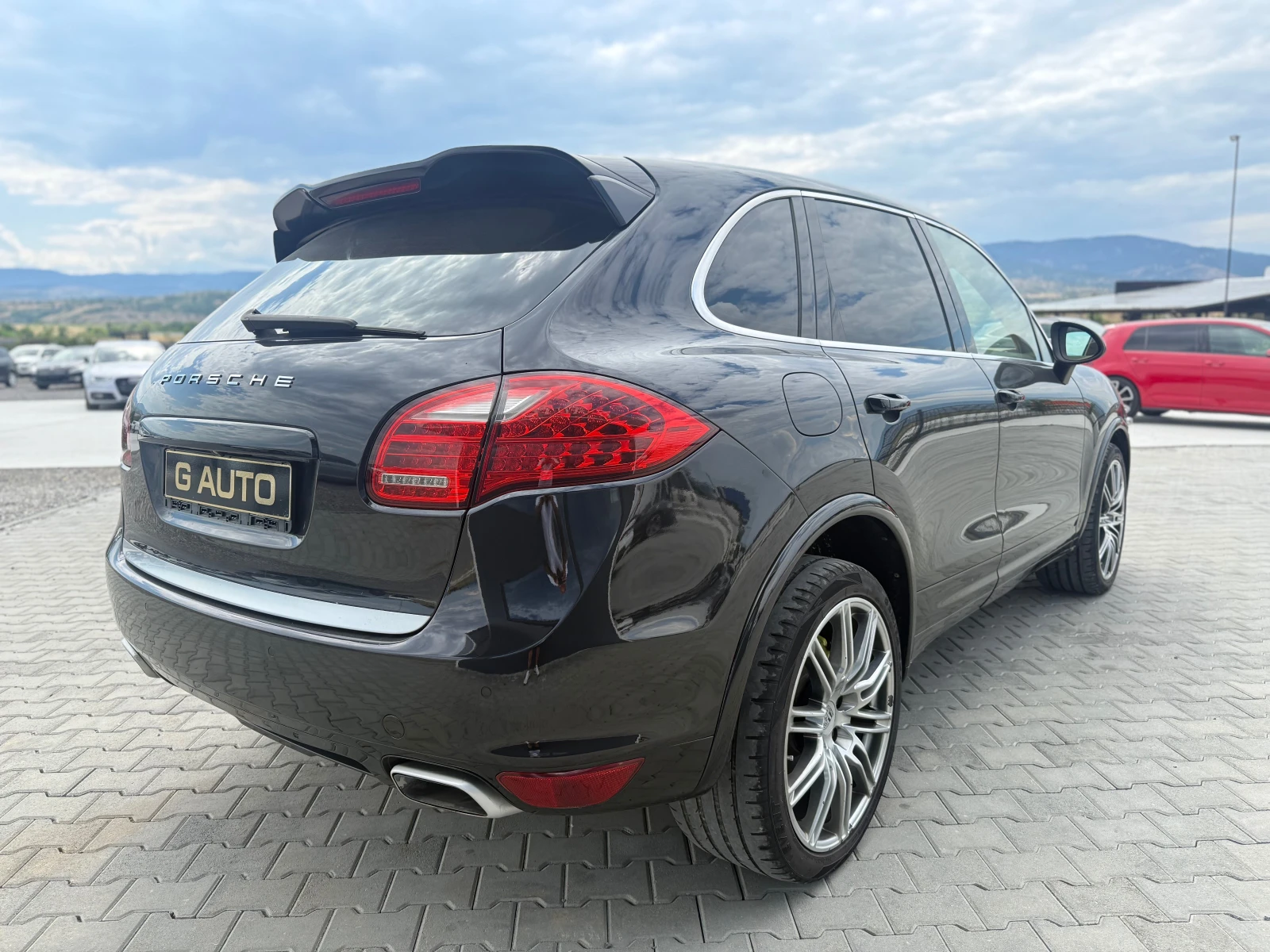 Porsche Cayenne 3.0TDI Собствен лизинг !!!, снимка 5 - Автомобили и джипове - 55228521