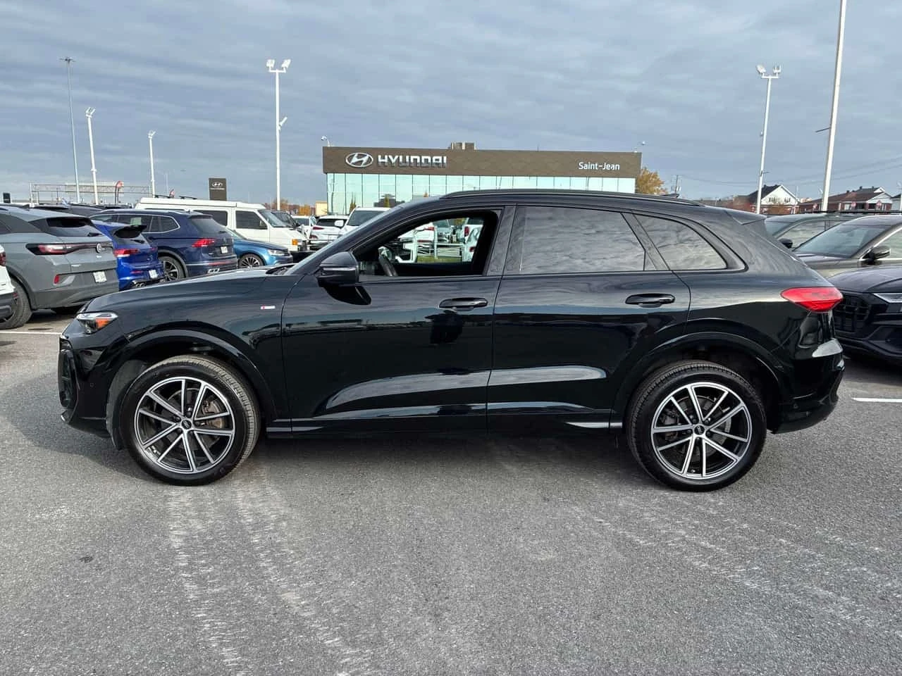 Audi Q5 S LINE | CARFAX | БЕЗ ИНЦИДЕНТИ , снимка 3 - Автомобили и джипове - 56621029