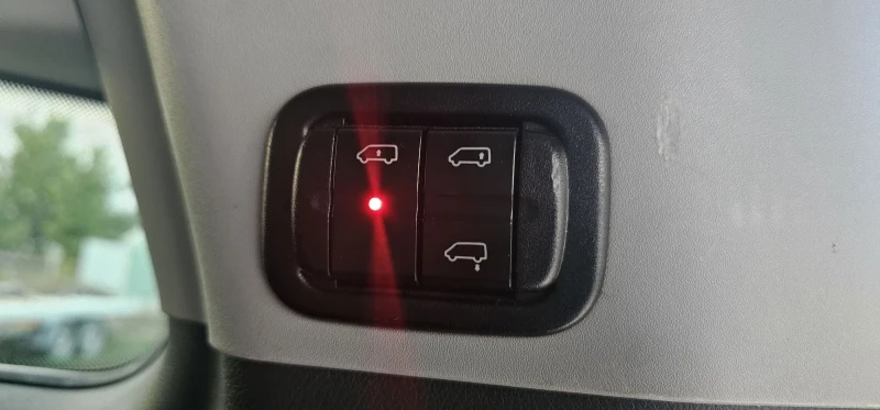 Mercedes-Benz Viano 3.0 CDI, LONG, AMBIENTE, снимка 17 - Бусове и автобуси - 52507867