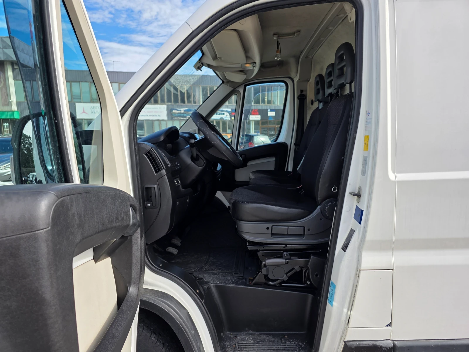 Citroen Jumper 2.2 HDI 150k.c HLADILEN - изображение 7