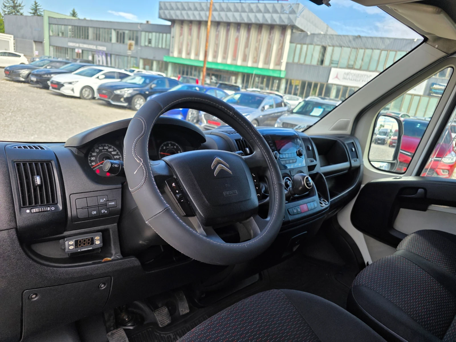 Citroen Jumper 2.2 HDI 150k.c HLADILEN - изображение 9