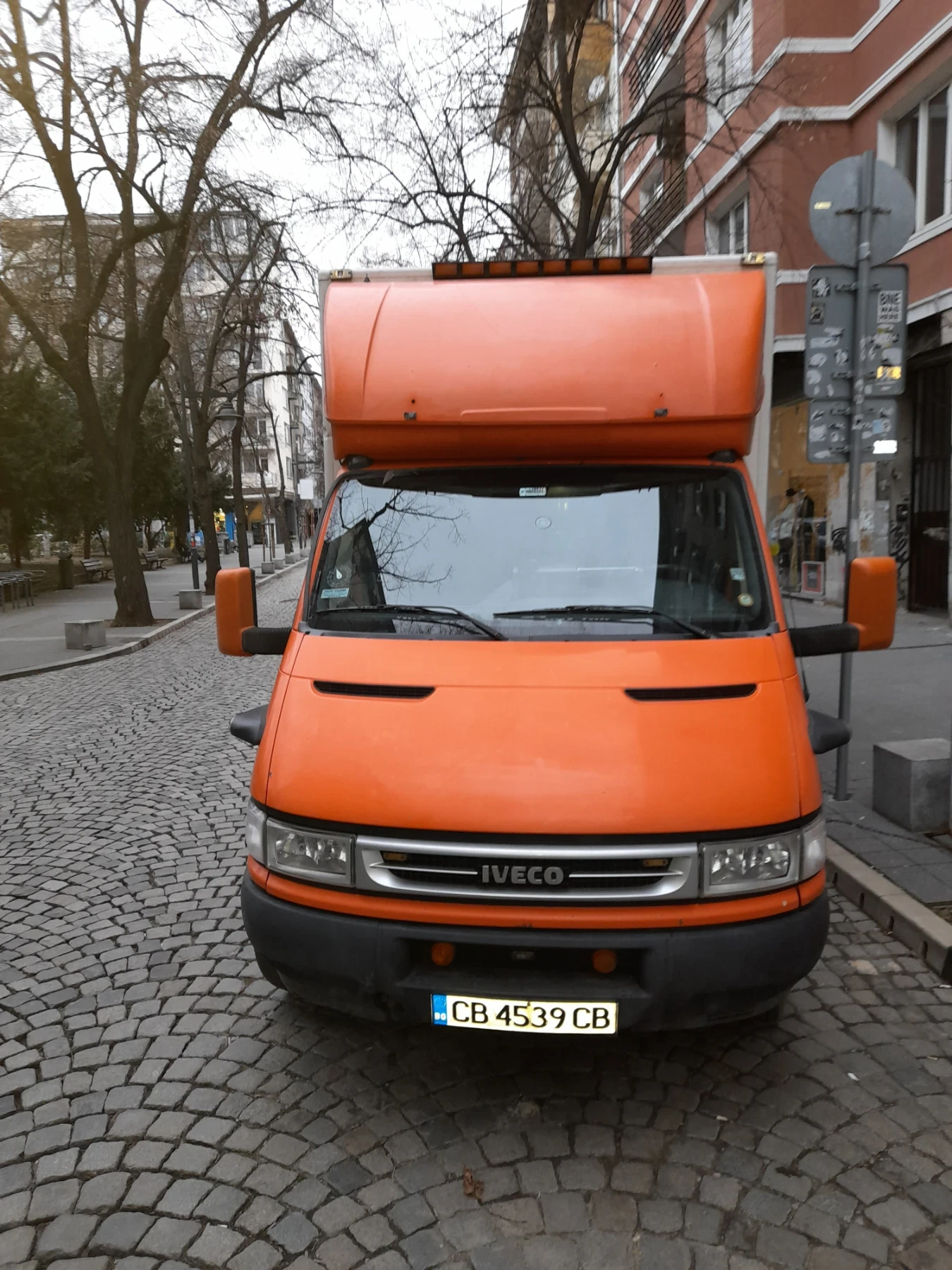Iveco Daily, снимка 4 - Бусове и автобуси - 54842166