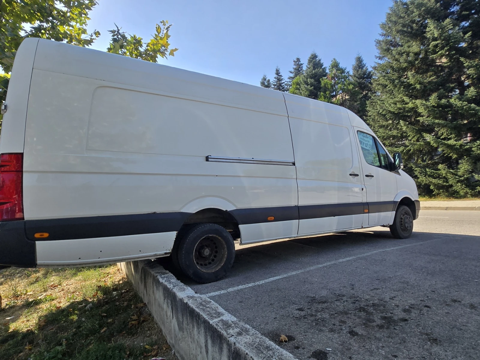 VW Crafter, снимка 4 - Бусове и автобуси - 55911513