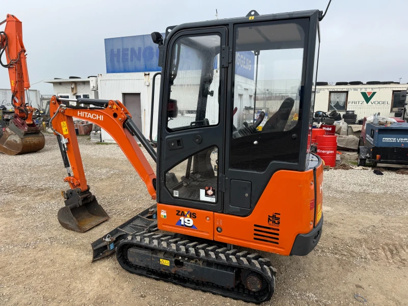 Багер Hitachi ZX 19-6 НОВИ ВЕРИГИ, снимка 5 - Индустриална техника - 52928339