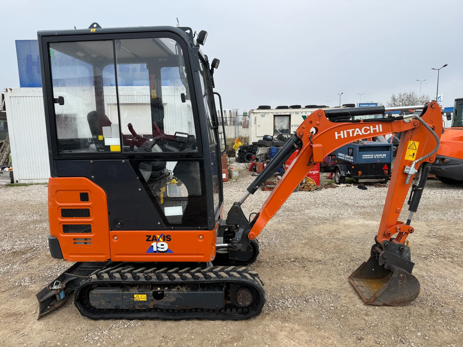 ����� Hitachi ZX 19-6 ���� ������ | Mobile.bg � ����������� 12