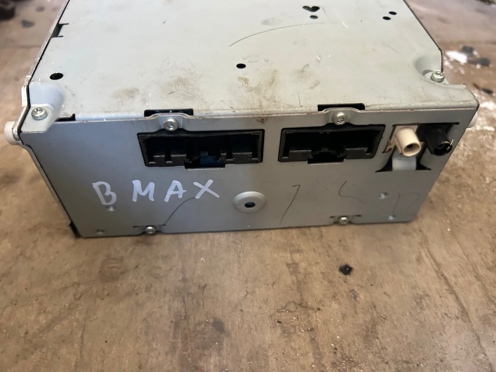 18C815 Радио CD FORD B MAX , снимка 2 - Части - 56736426