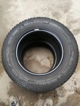 Гуми Зимни 235/65R16, снимка 6 - Гуми и джанти - 45863951