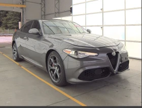 Alfa Romeo Giulia Ti/Harman Kardon* Пано* Подгреви* Камери* Keyless*, снимка 1