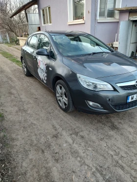 Opel Astra J | Mobile.bg    2