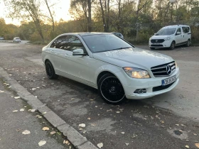 Mercedes-Benz C 220 Avangarde, снимка 2