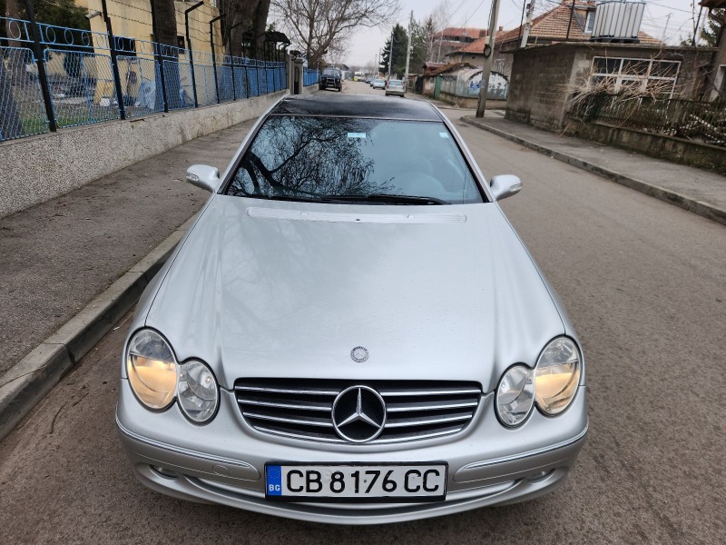 Mercedes-Benz CLK 270CDI Navi/Кожа/Автомат/Черен таван, снимка 5 - Автомобили и джипове - 44350841