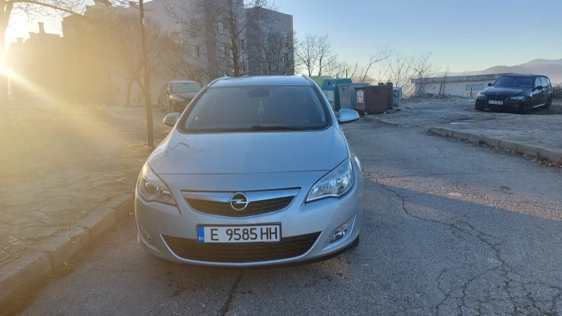 Opel Astra Всички екстри, снимка 7 - Автомобили и джипове - 49512504