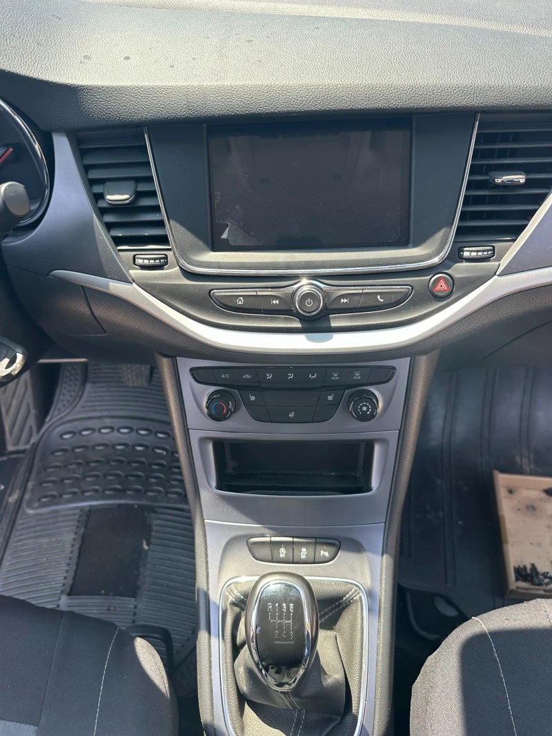 Opel Astra 1.5CDTI 105kc, снимка 11 - Автомобили и джипове - 51117093