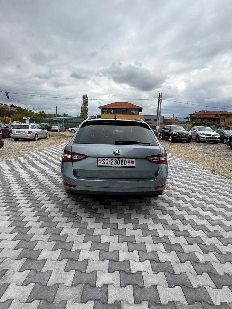 Skoda Superb Laurin & Klement, снимка 5 - Автомобили и джипове - 51912210