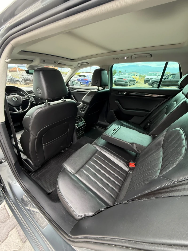 Skoda Superb Laurin & Klement, снимка 12 - Автомобили и джипове - 51912210