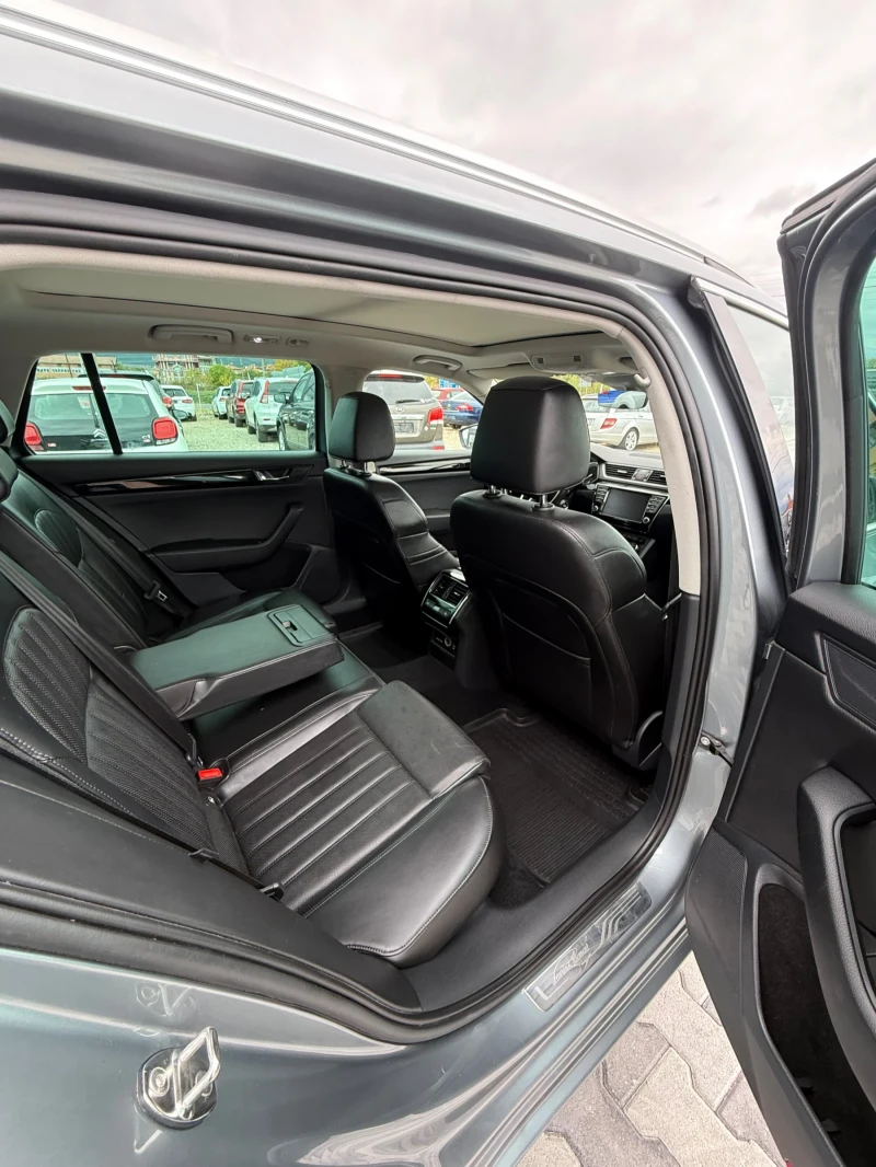 Skoda Superb Laurin & Klement, снимка 13 - Автомобили и джипове - 51912210