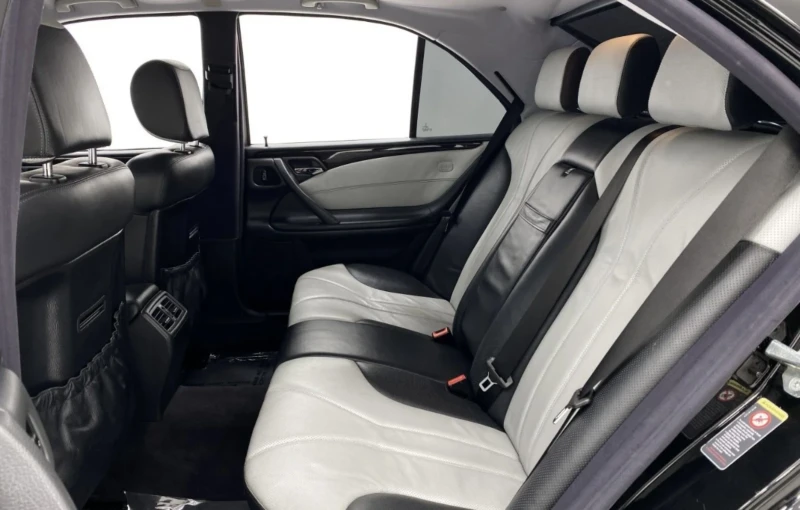 Mercedes-Benz E 55 AMG, снимка 5 - Автомобили и джипове - 52858212