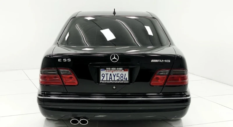 Mercedes-Benz E 55 AMG, снимка 2 - Автомобили и джипове - 52858212