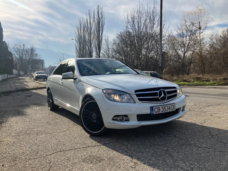 Mercedes-Benz C 220 Avangarde, снимка 14 - Автомобили и джипове - 52634365