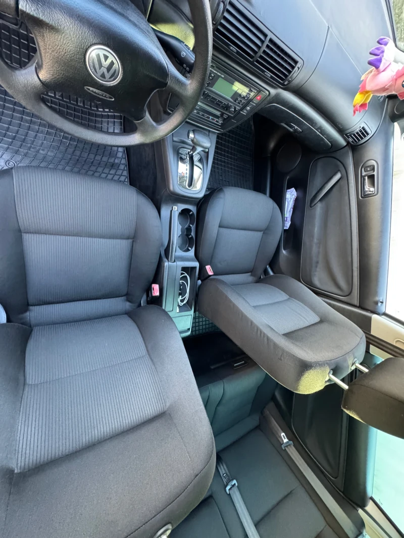 VW Passat 2.0 бензин, Автоматик, снимка 15 - Автомобили и джипове - 52663377
