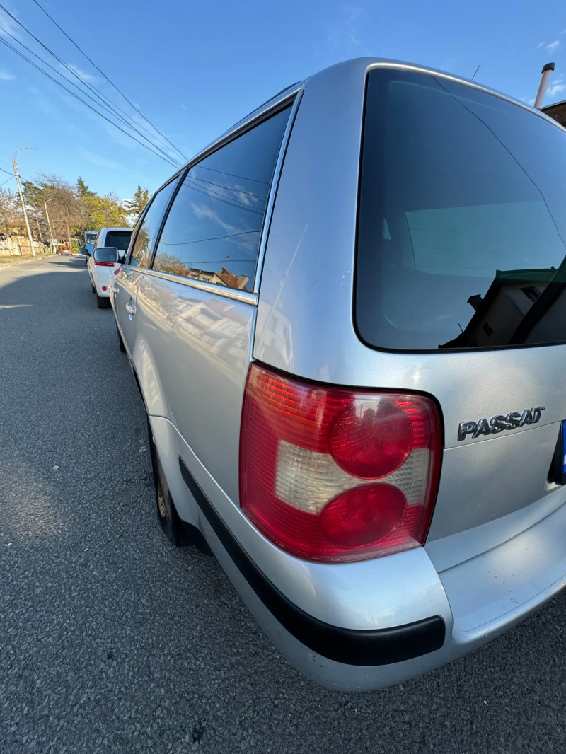 VW Passat 2.0 бензин, Автоматик, снимка 2 - Автомобили и джипове - 52663377