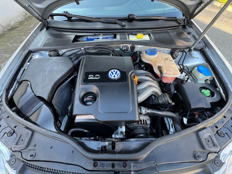 VW Passat 2.0 бензин, Автоматик, снимка 9 - Автомобили и джипове - 52663377