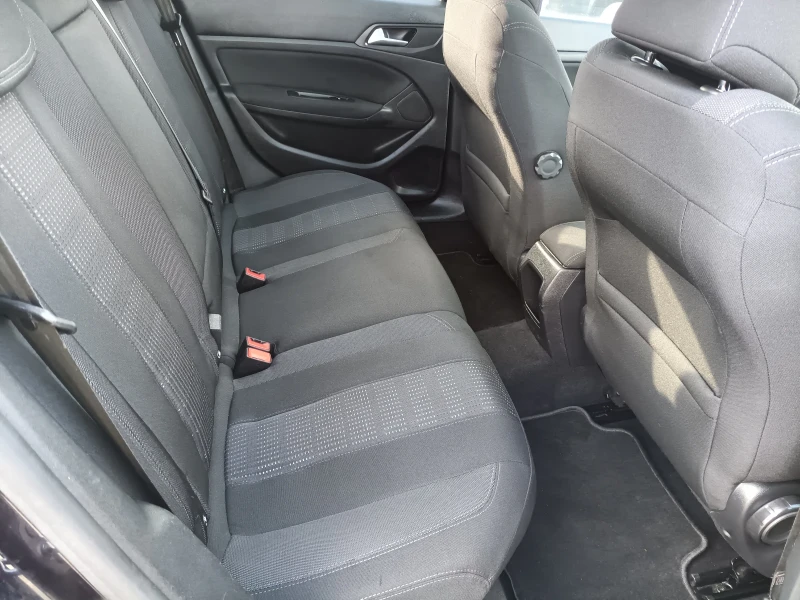 Peugeot 308 1.6 hdi, снимка 17 - Автомобили и джипове - 52667105