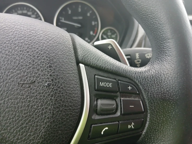 BMW 320 АВТОМАТИК LUXURY, снимка 15 - Автомобили и джипове - 53052598