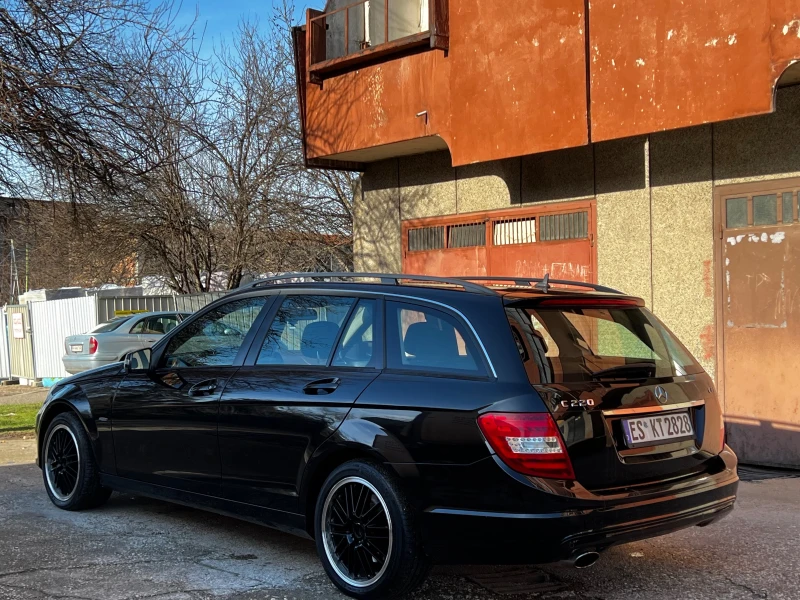 Mercedes-Benz E 220 2.2, снимка 4 - Автомобили и джипове - 53271448