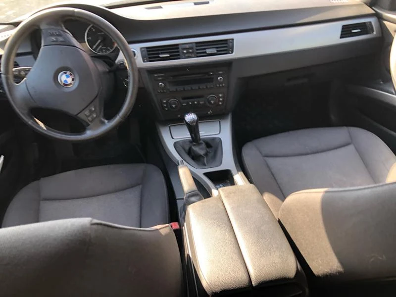 BMW 320 2.0, снимка 5 - Автомобили и джипове - 41991537