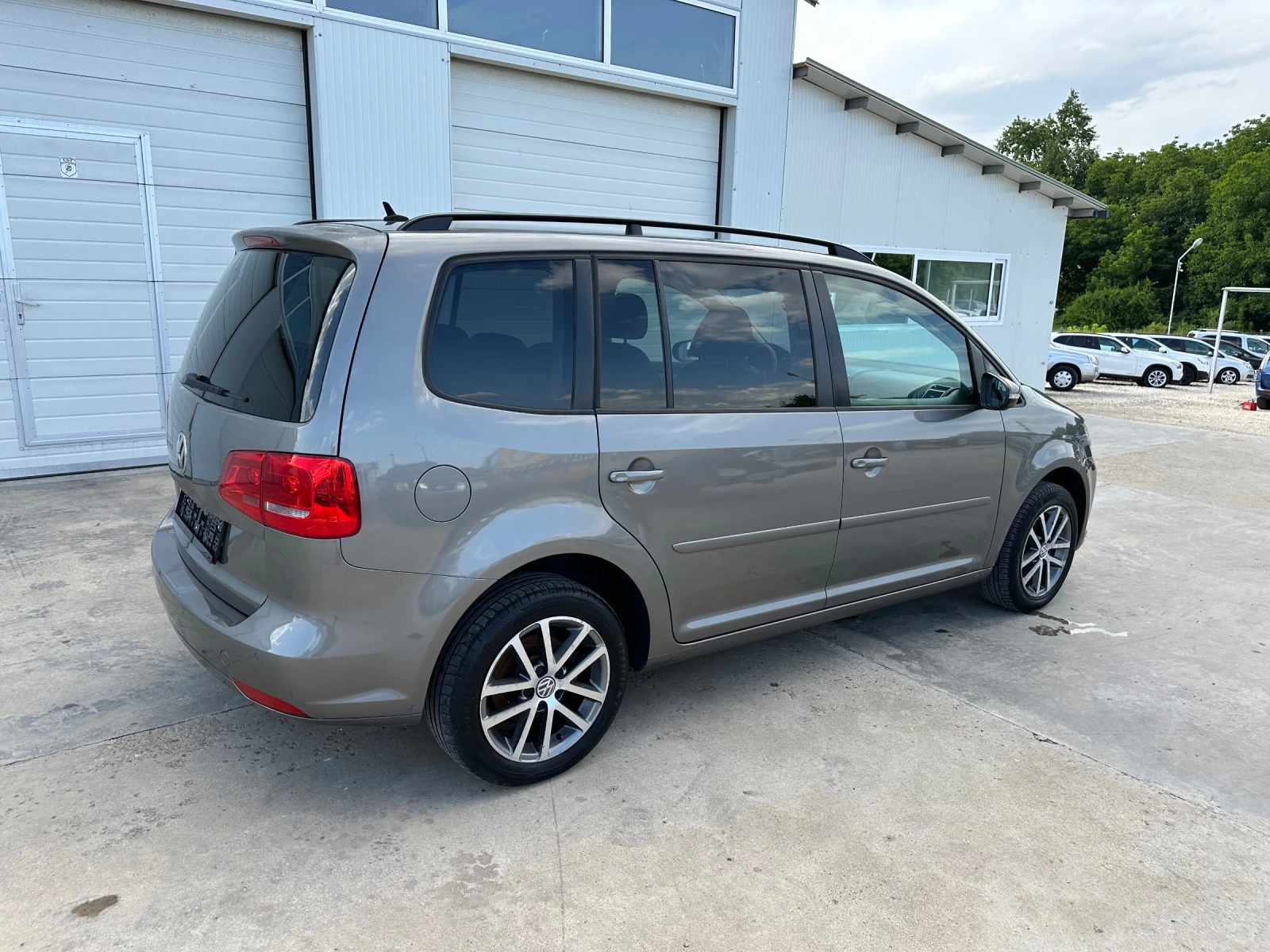 VW Touran 1.4tsi ECOMETAN* UNIKAT*  | Mobile.bg   13