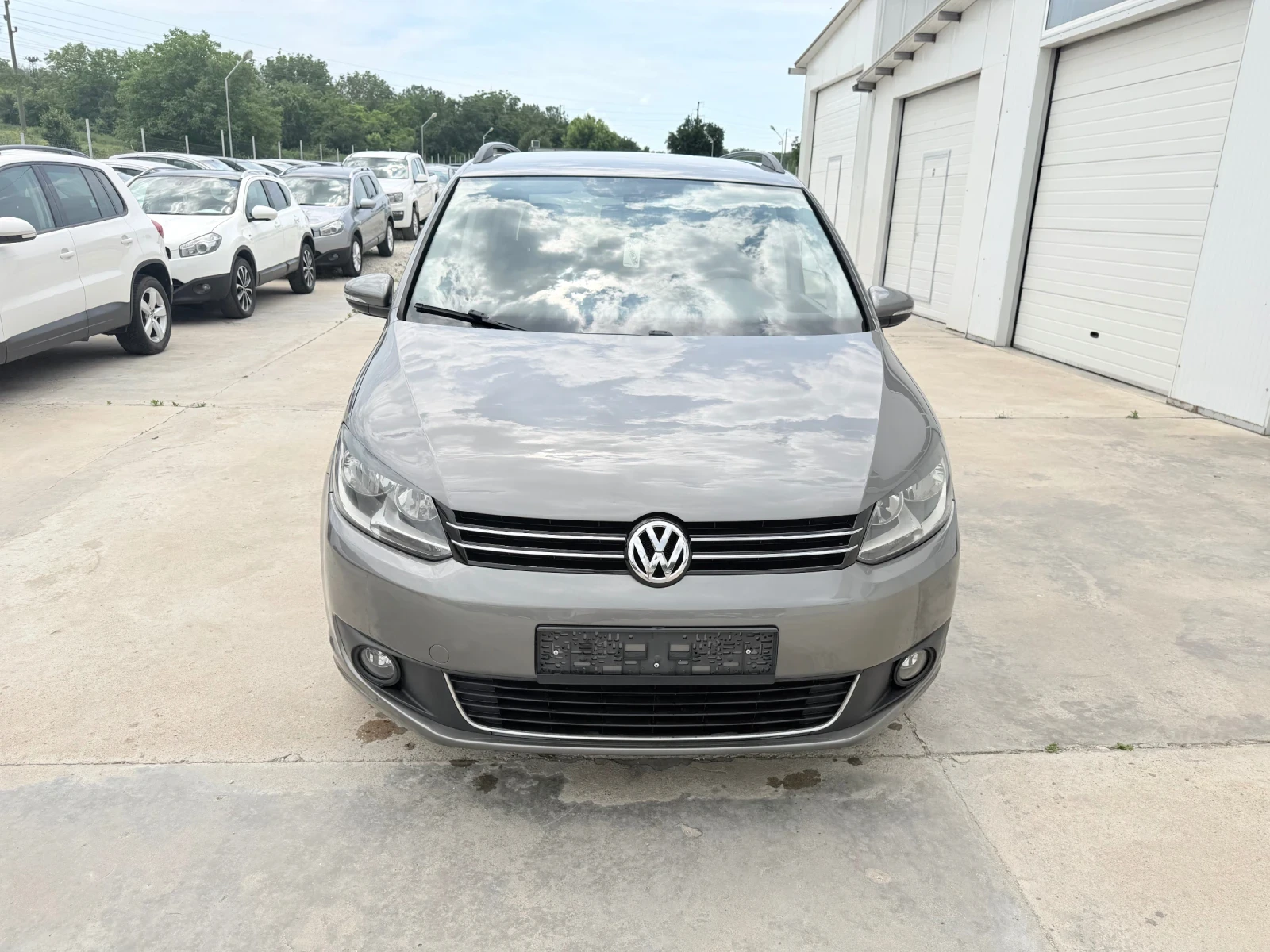 VW Touran 1.4tsi ECOMETAN* UNIKAT* , снимка 11 - Автомобили и джипове - 33836223