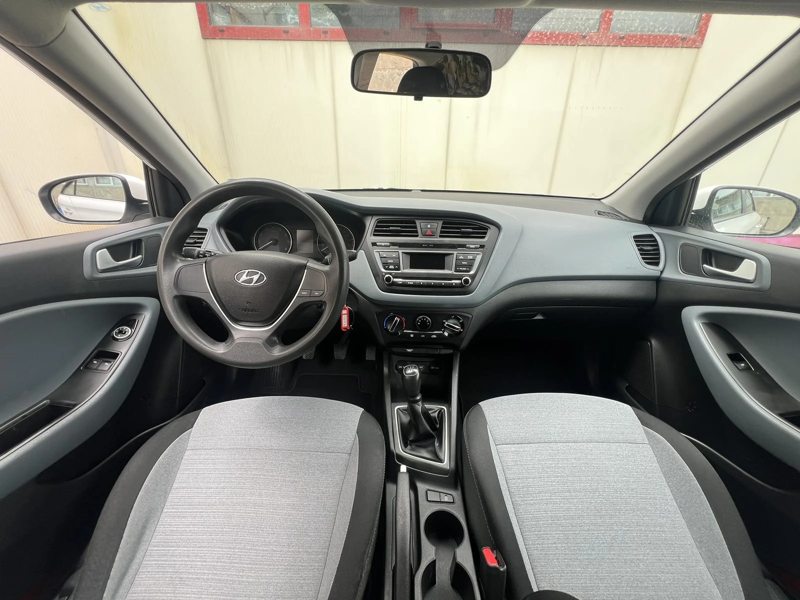 Hyundai I20 II 1.2 - изображение 7