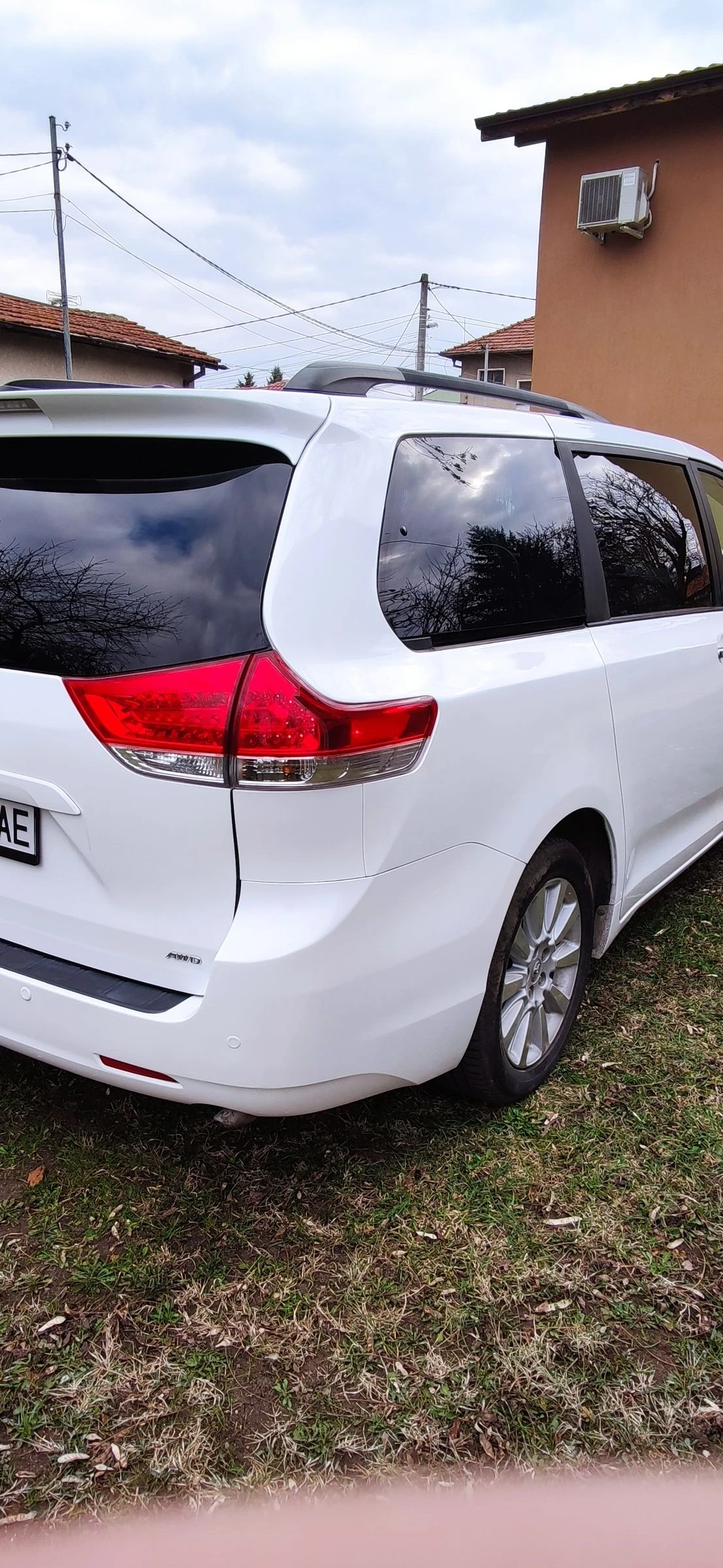 Toyota Sienna 3.5l AWD - изображение 7