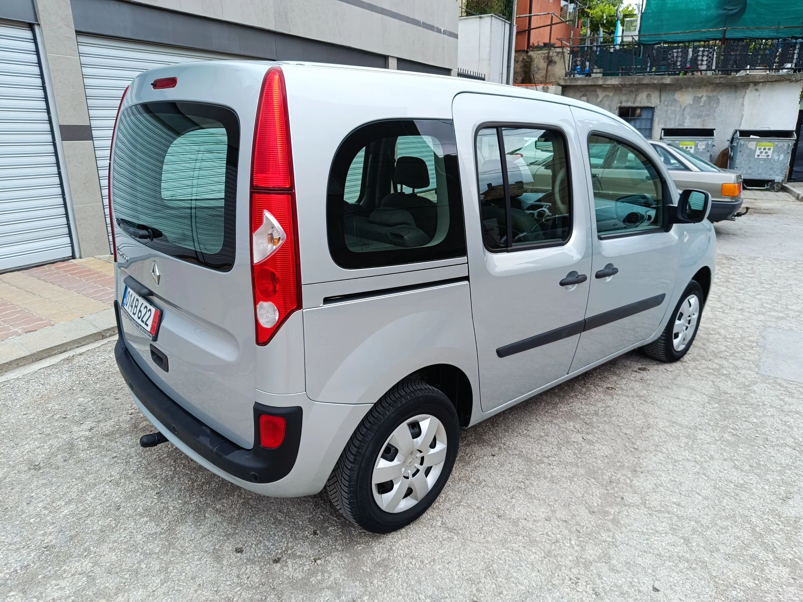 Renault Kangoo 1.5DCI 103к.с. 6ск. - изображение 4
