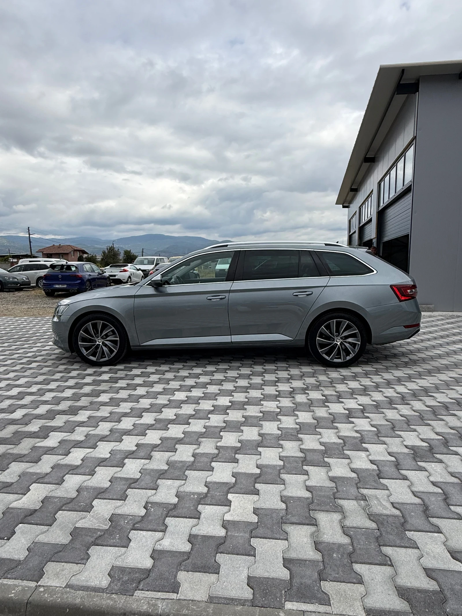 Skoda Superb Laurin & Klement - изображение 7
