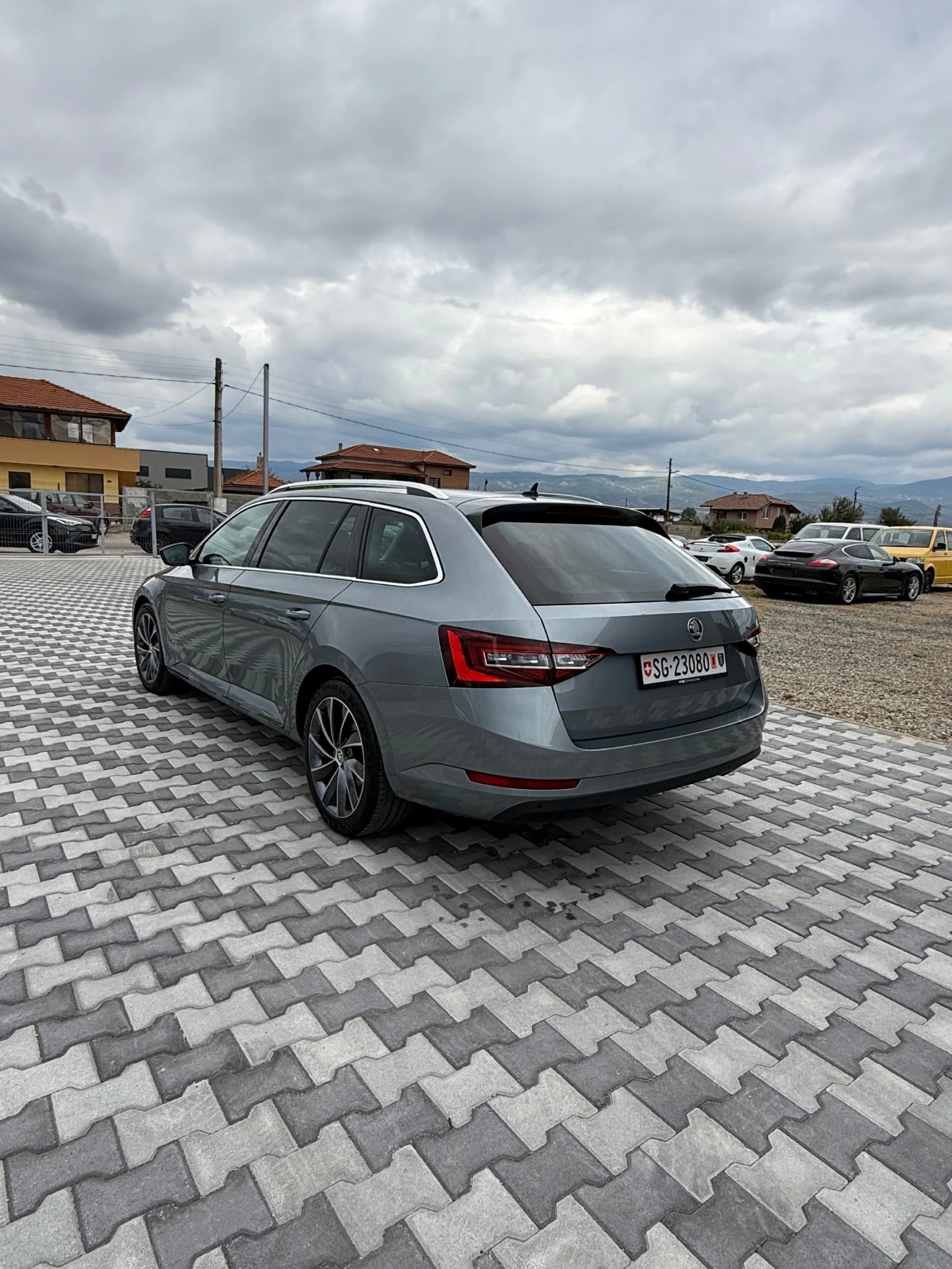 Skoda Superb Laurin & Klement - изображение 6